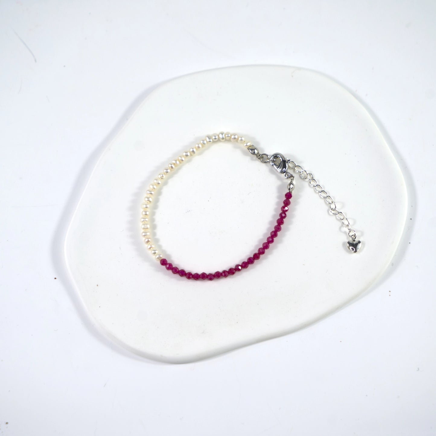 Bracelet en rubis et perles d'eau douce