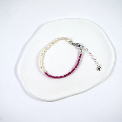 Bracelet en rubis et perles d'eau douce